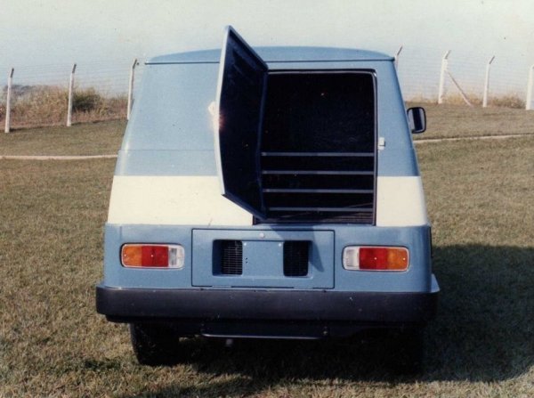 G-800 - Coleta de câes